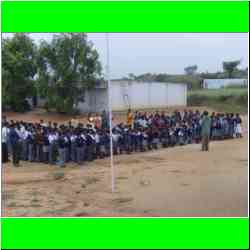danny-addressing-jeeva-jyothi-students.jpg