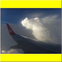 lion-air-slicing-cloud.JPG