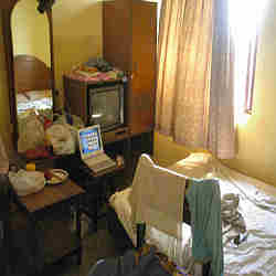 madurai-hotel-room.jpg