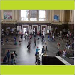 kiev-central-train-station.JPG