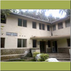 lakpahana-boys-dorm.JPG