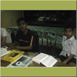 english-students-bangkok-chinese-church.jpg